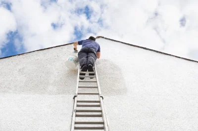 Peinture extérieure à Port-Brillet — façades et ravalement